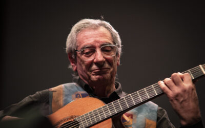 La guitarra argentina celebra 75 años en las inspiradas manos de Juan Falú